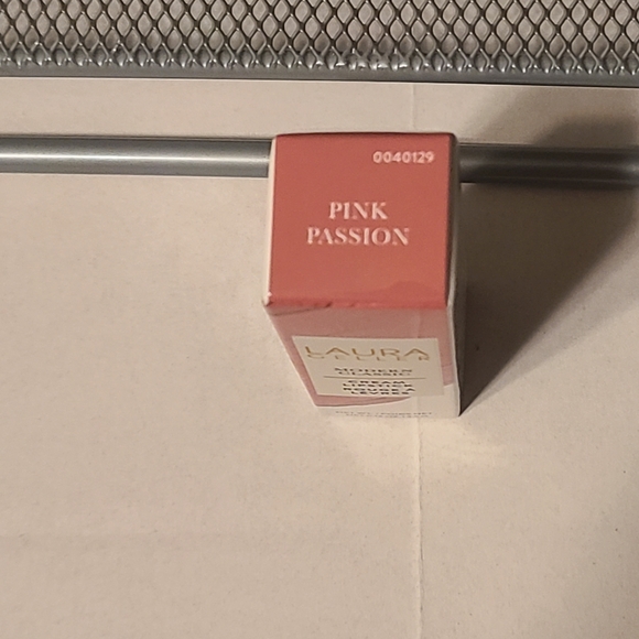 Laura Geller Modern Classic Cream Lipstick - Pink Passion NIB .32 Oz/3.5 G - Picture 5 of 6
